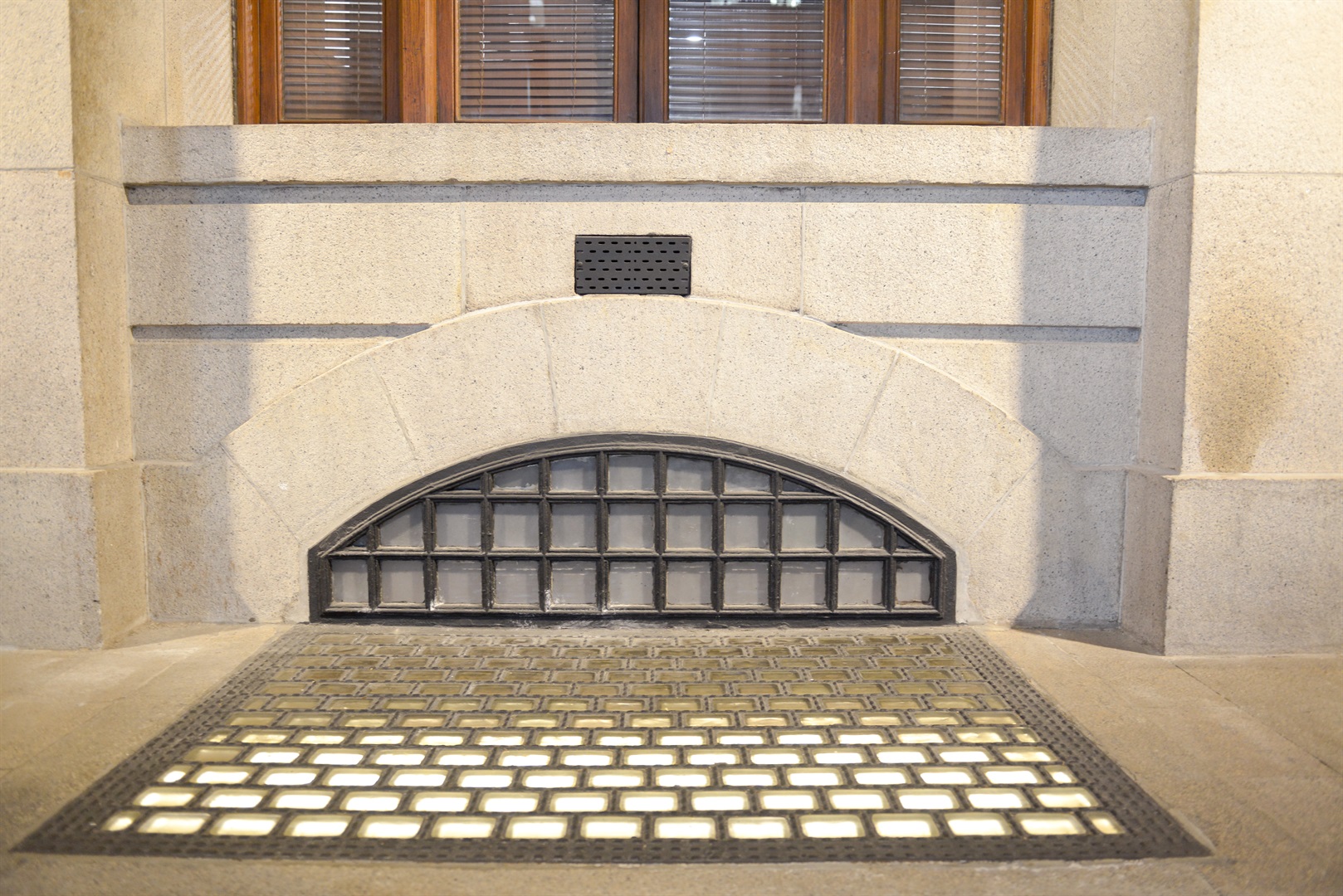 Hong Kong Court of Final Appeal - The Court of Final Appeal Building ...